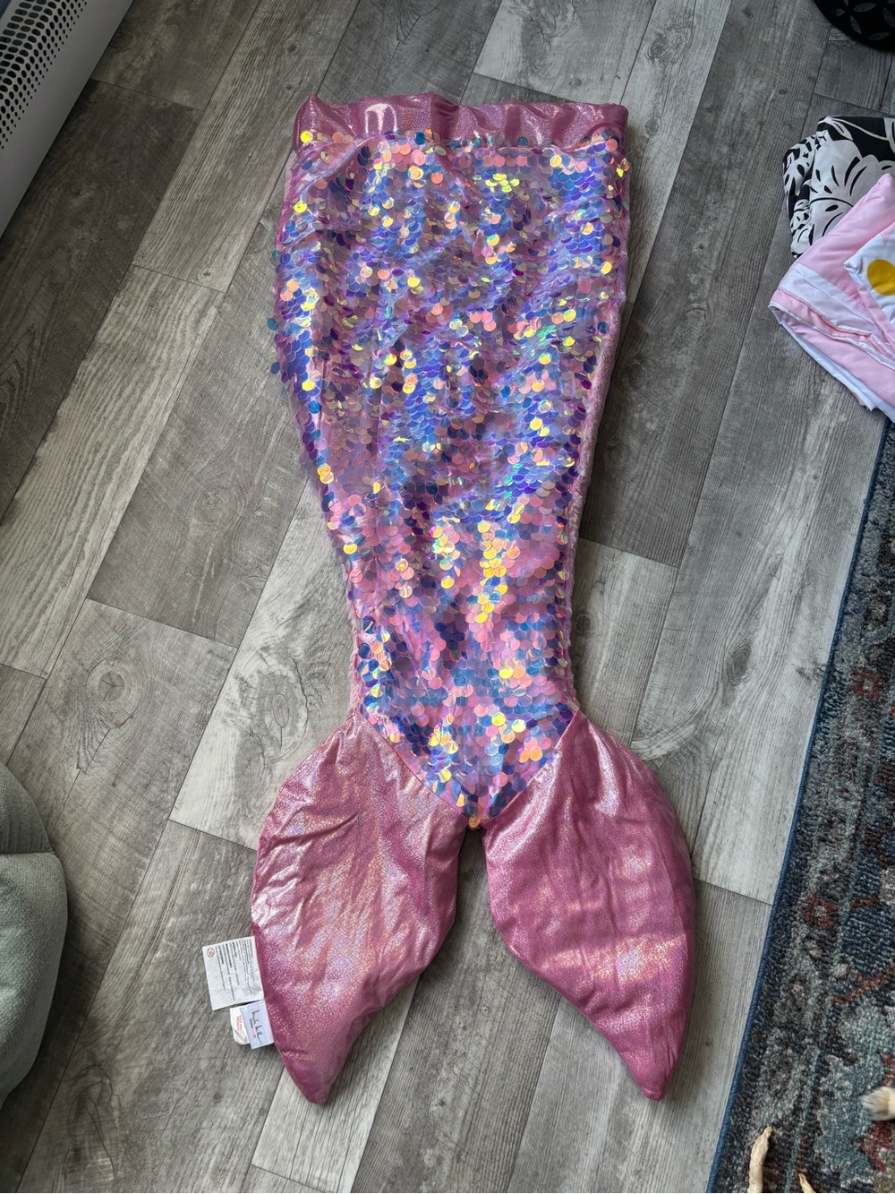 Nicole Miller Pink Shimmery Mermaid Tail 🩷🧜♀️✨